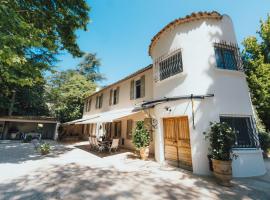 Domaine de Roquepertuse, hotel a Velaux