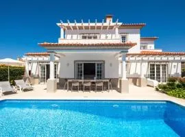 Beautiful villa newly renovated in 2024 on top Portuguese resort