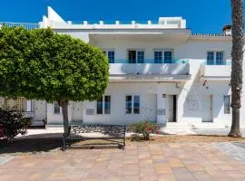 WintowinRentals Dream Home on the beachfront