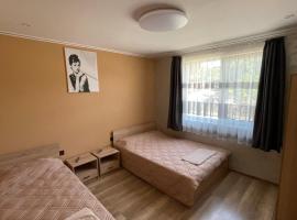 Edelvais1 Еделвайс1，Chukovezer的Villa