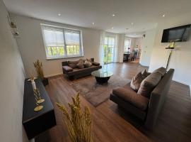 Viesnīca Fewo BOHO mit eigenem Garten nähe Salzburg pilsētā Freilasinga