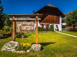 Apartment Schlickenhof, hotel v destinaci Hintergöriach