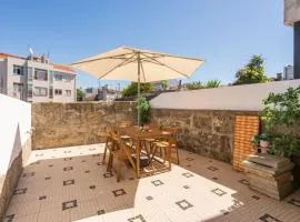 Host Wise - Elegant Colorful House w Private Terrace