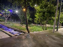 Garden Apartment MJT, hotel in Mytilini