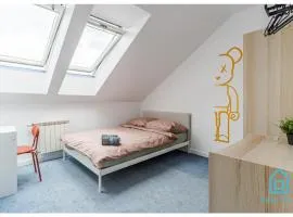 Pluto Room - 15 min to Old Town Gdansk