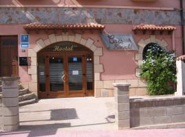 Hostal Casa Barcelo: Horta de San Joan'da bir konukevi