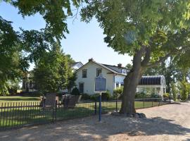 Stevenson Farms-Harvest Spa B & B, hotel em Alliston