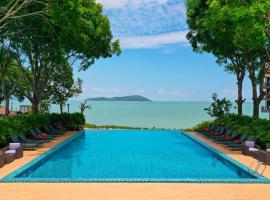 Ombak Villa Langkawi, hotel en Pantai Cenang