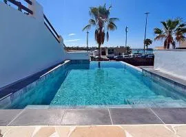 Caleta Beach House