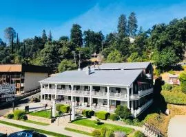 Gunn House Hotel