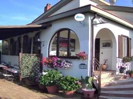 B&B villamariascauri, Hotel in Scauri