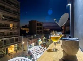 Melina's - Urban Luxury 2-Bath Apt with 2 Balconies - Heart of Chania