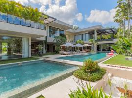 Villa Morada Canggu by Nakula, hotel in Dalung