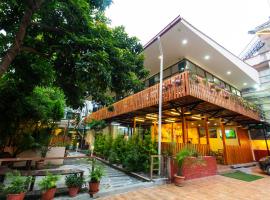 Hotel Harmony & Little Bites Bistro, hotel v destinaci Patan
