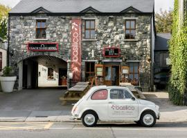 The Coach House Hotel, hotell i Oranmore