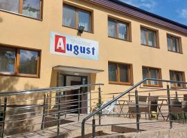 AUGUST Ośrodek Wypoczynkowy, hotel v destinaci Augustov