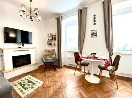 FLH - The Modern Classic Romanian