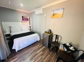 Ten Flags Theme Park, bed and breakfast en Kroondal