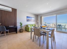 Fl6 TheLodge-2BED TERRACE,GARAGE by Homely, chal&eacute; alpino em Mellieħa