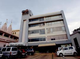 Hotel Platinum Inn, hotel em Paldi, Ahmedabad