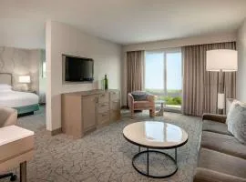DoubleTree by Hilton Hotel and Conference Center Chicago North Shore