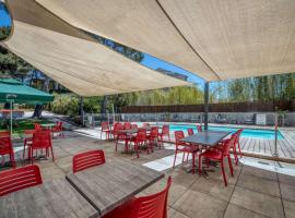 Mercure Aix-en-Provence La Duranne Gare TGV、エクス・アン・プロヴァンスのホテル