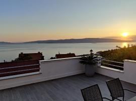 Apartments Tatjana, hotel di Senj