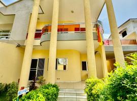 Guesthouse Cocotiers Cotonou, hotel in Cotonou