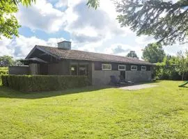 Cozy Home In Sydals With Wifi