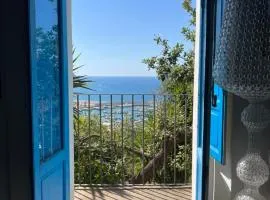 La Casa del Nespolo - Exclusive Country Suites - Seaview Pool & Self Check-in