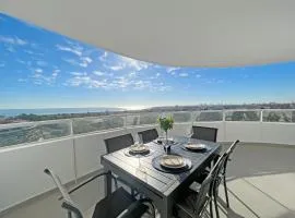 Global Vacacional, Apartamento con amplia terraza con vistas al mar