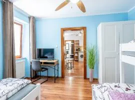 K2 Apartman 6 lozok Kovacska Piatok Sobota Disco dole