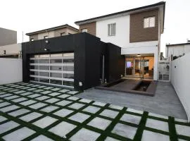 Boutique Home, The Peak of Luxury
