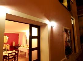 Romantico B&B, B&B in Serra SantʼAbbondio