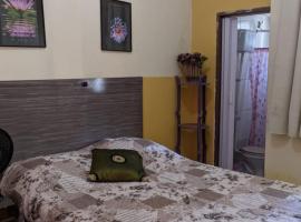 Hospedaria Recanto do Bem-te-vi - Kitinete e suite, ξενοδοχείο σε Serra
