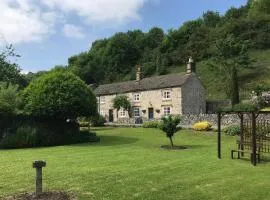 Riversdale Farm Cottage Upperdale Peak District