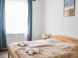 Ízisz Apartman