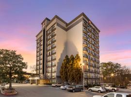 Best Western Plus Atlanta Airport East, hotel poblíž Mezinárodní letiště Hartsfield-Jackson (Atlanta) - ATL, 