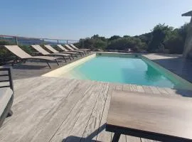 Casa Albitru, piscine, vue mer et montagne