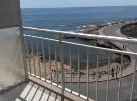 Casa BUENA VISTA con vistas al mar, primera línea, Beach Los Locos, WIFI, Torrevieja