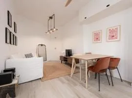 Torreguadiaro Retreat - 2 min walk to beach