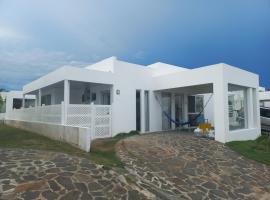 ADVENTURE House, hotel v destinaci Nancito