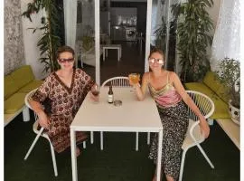 Unique Sea & City Lifestyle Studio