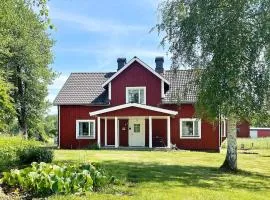7 person holiday home in HÖGSBY
