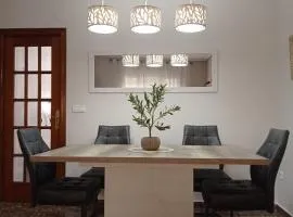 Feriado, apartamento con parking incluido