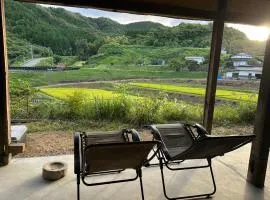 一日一組限定Hiroshimaのアウトドアキャンプ体験が満喫できる非日常古民家の宿草叢