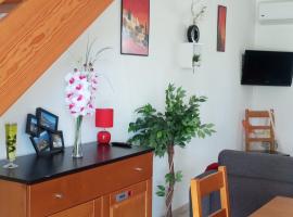 Villa climatisée A Nuciola Prunete Entre mer, montagne et piscine, hôtel à Cervione