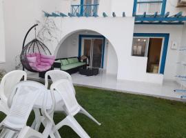 Mountain View North Coast Vila for Families Only, hotel in Ras Elhekma
