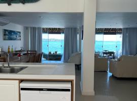 B&uacute;zios casa p&eacute; na areia em condom&iacute;nio beira mar, hotel din B&uacute;zios