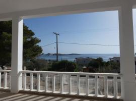 Santina's house, villa i Posidhon&iacute;a